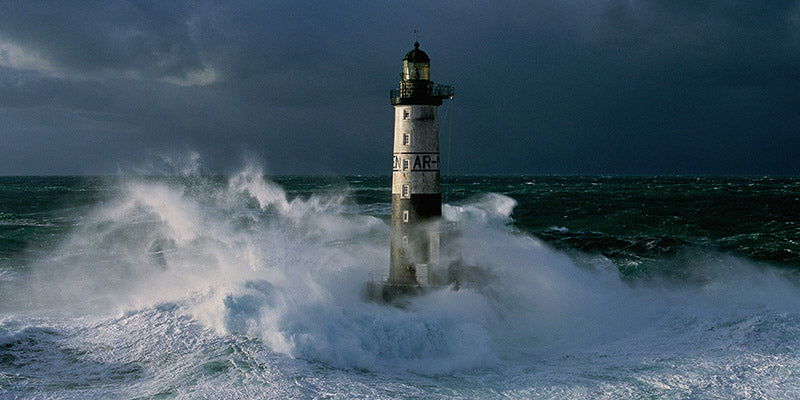 Phare d'Ar-Men lors d'une tempète