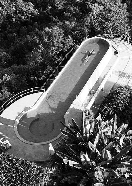 La Piscine I (B&W)