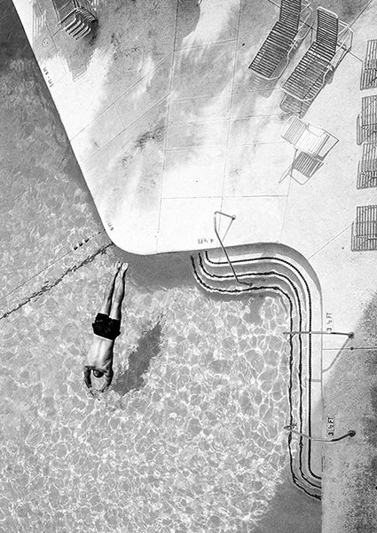 La Piscine II (B&W)