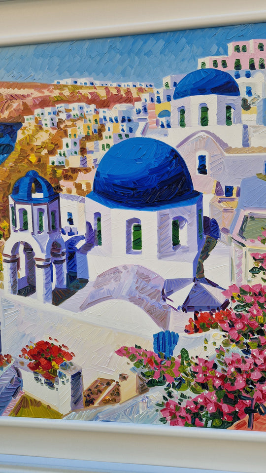 Santorini si svela in un sogno di colori