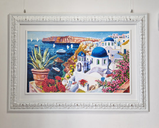 Santorini si svela in un sogno di colori